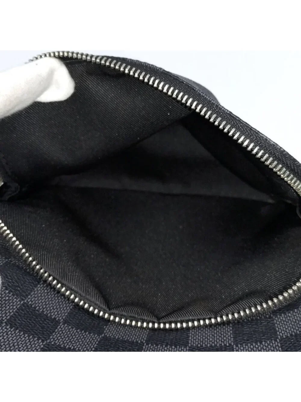 Louis Vuitton Avenue Sling Bag Damier Graphite